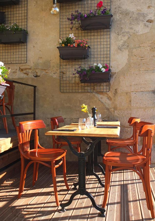 Le Pied De La Lettre Hotel Grignan Buitenkant foto