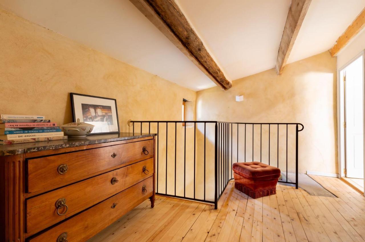 Le Pied De La Lettre Hotel Grignan Buitenkant foto