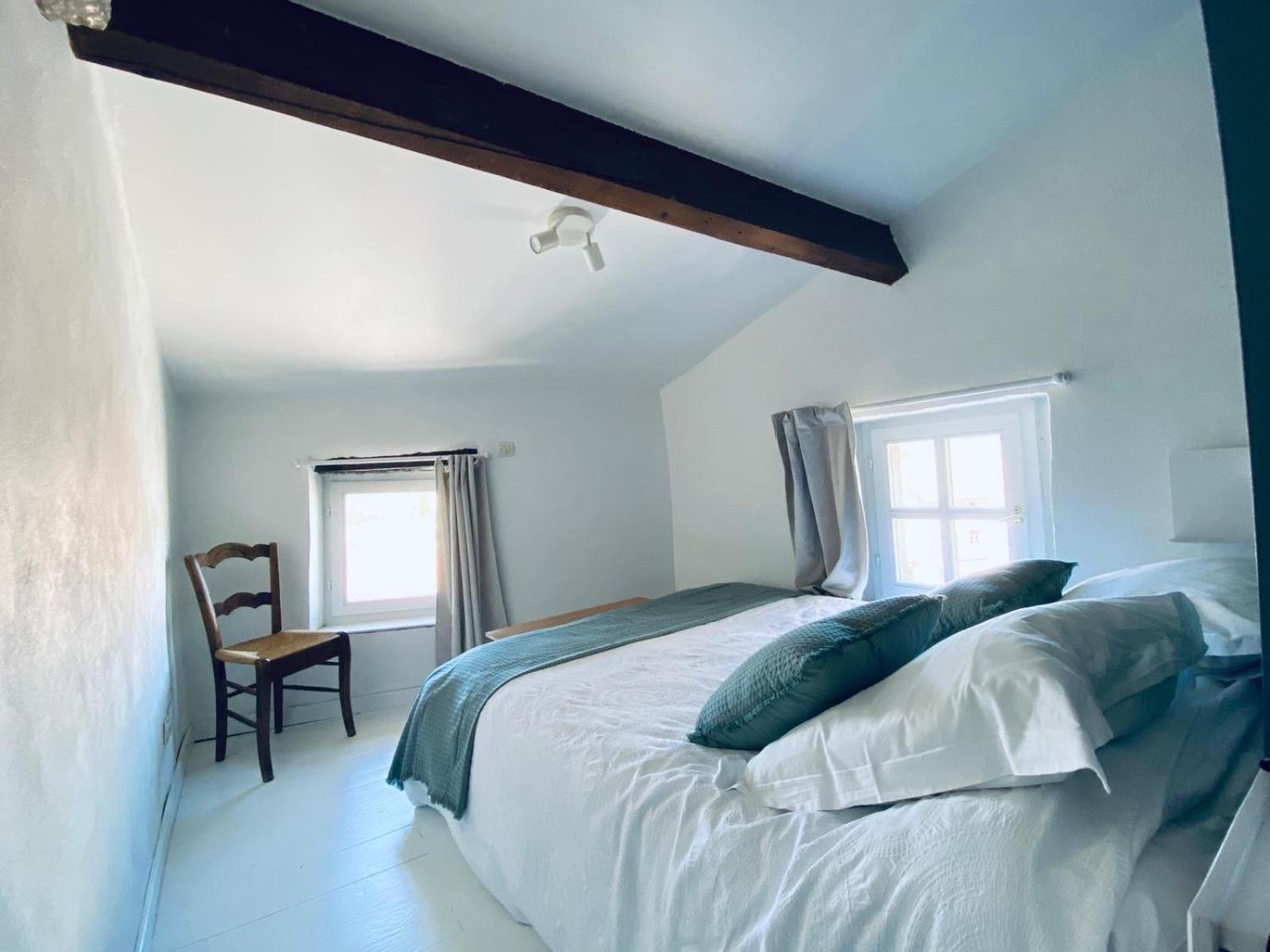 Le Pied De La Lettre Hotel Grignan Kamer foto